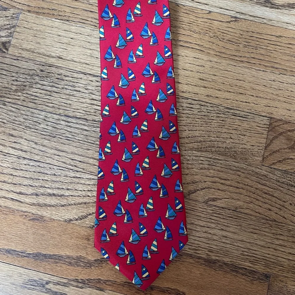 GAP Silk Sailboat Tie in Red Yellow and Blue Sailboats Men's Silk Neck Tie